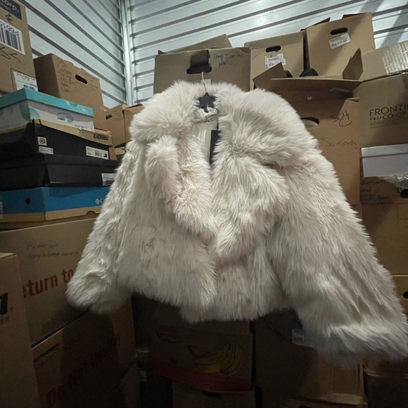 Reversible Faux Fur Down Jacket - Picture 4 of 7